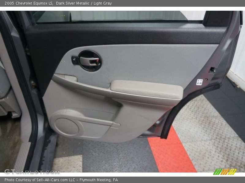 Dark Silver Metallic / Light Gray 2005 Chevrolet Equinox LS