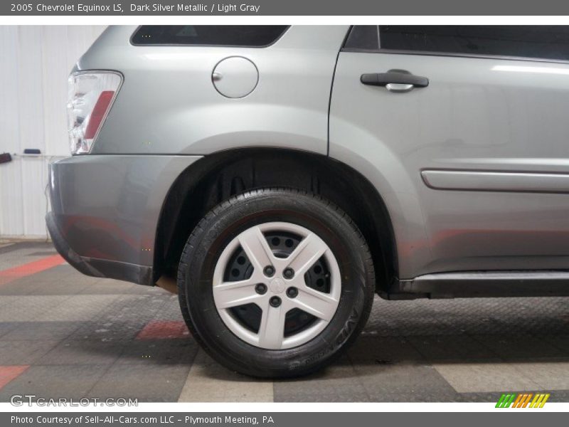 Dark Silver Metallic / Light Gray 2005 Chevrolet Equinox LS