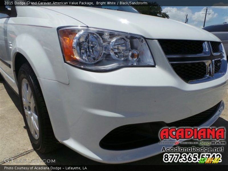 Bright White / Black/Sandstorm 2015 Dodge Grand Caravan American Value Package