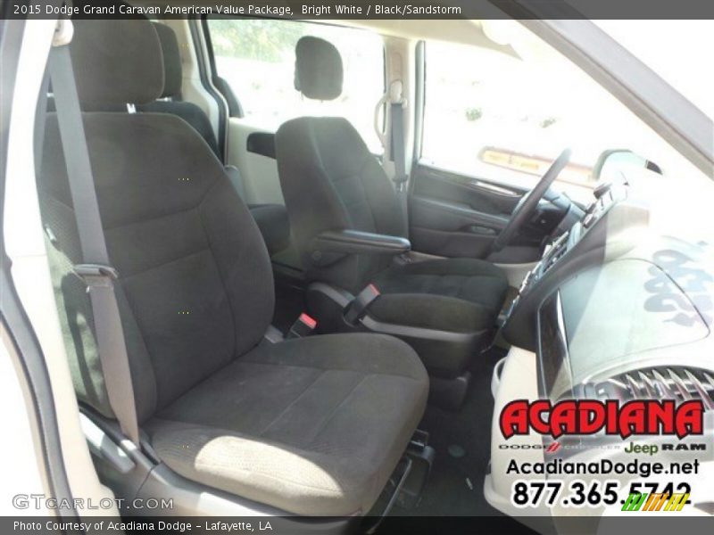 Bright White / Black/Sandstorm 2015 Dodge Grand Caravan American Value Package