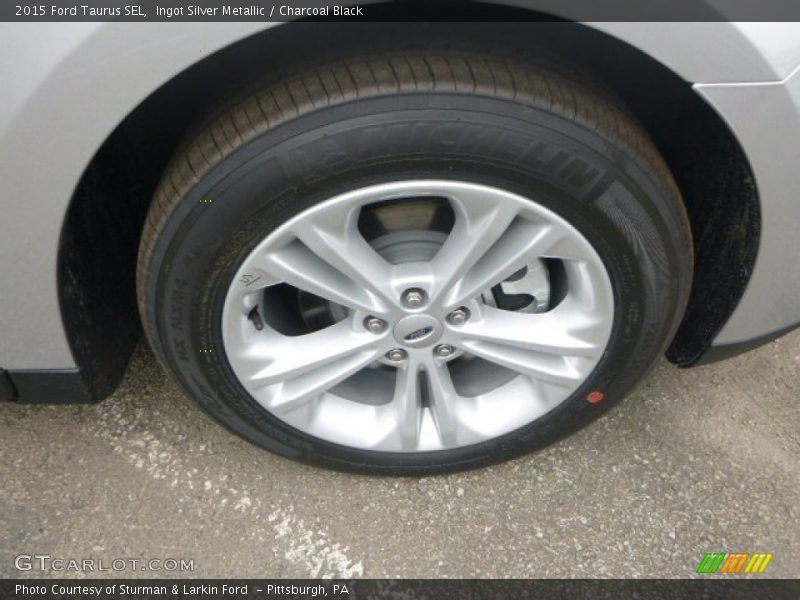 Ingot Silver Metallic / Charcoal Black 2015 Ford Taurus SEL