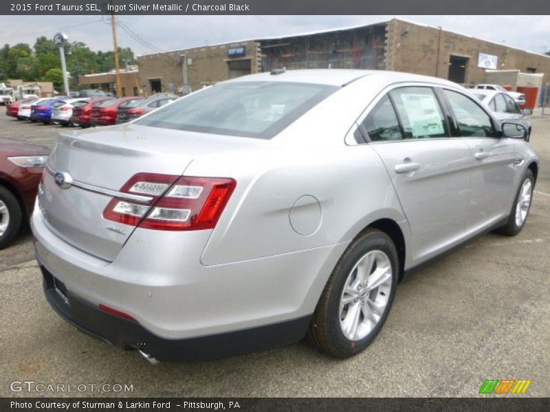 Ingot Silver Metallic / Charcoal Black 2015 Ford Taurus SEL