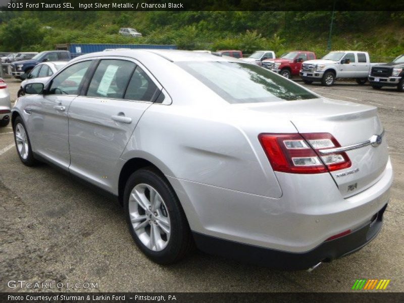 Ingot Silver Metallic / Charcoal Black 2015 Ford Taurus SEL