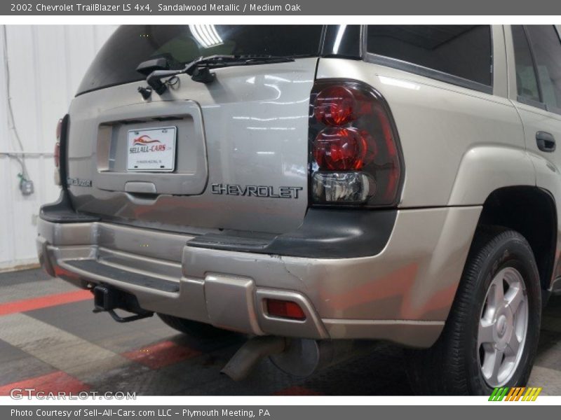 Sandalwood Metallic / Medium Oak 2002 Chevrolet TrailBlazer LS 4x4