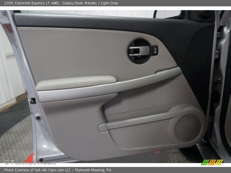 Galaxy Silver Metallic / Light Gray 2005 Chevrolet Equinox LT AWD