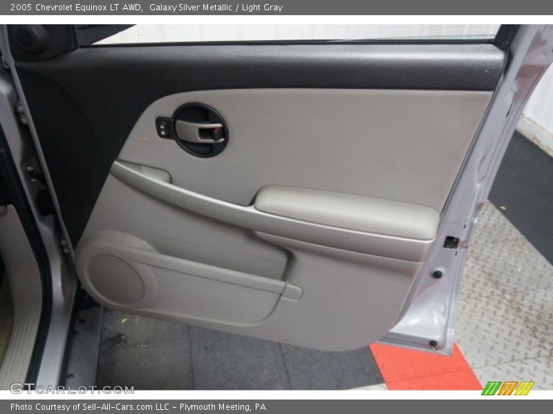 Galaxy Silver Metallic / Light Gray 2005 Chevrolet Equinox LT AWD