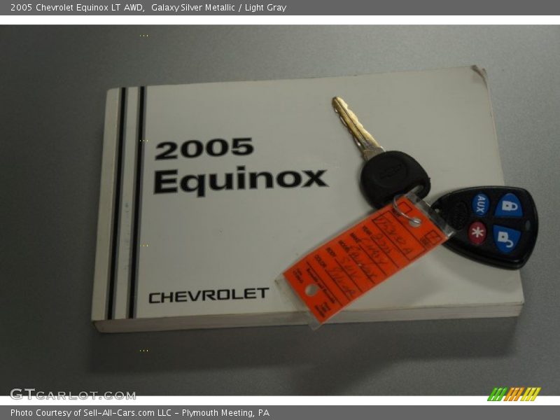 Galaxy Silver Metallic / Light Gray 2005 Chevrolet Equinox LT AWD