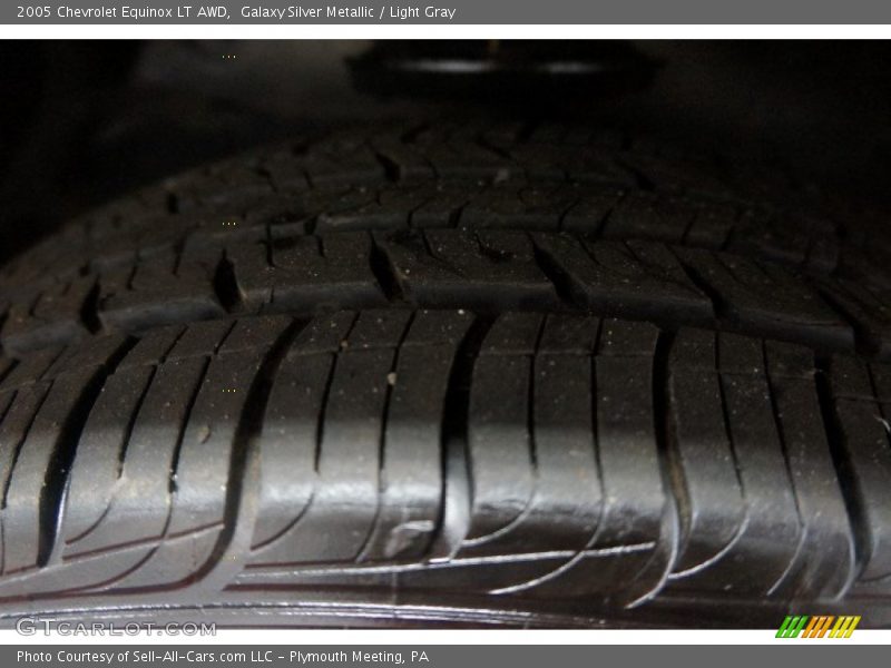 Galaxy Silver Metallic / Light Gray 2005 Chevrolet Equinox LT AWD