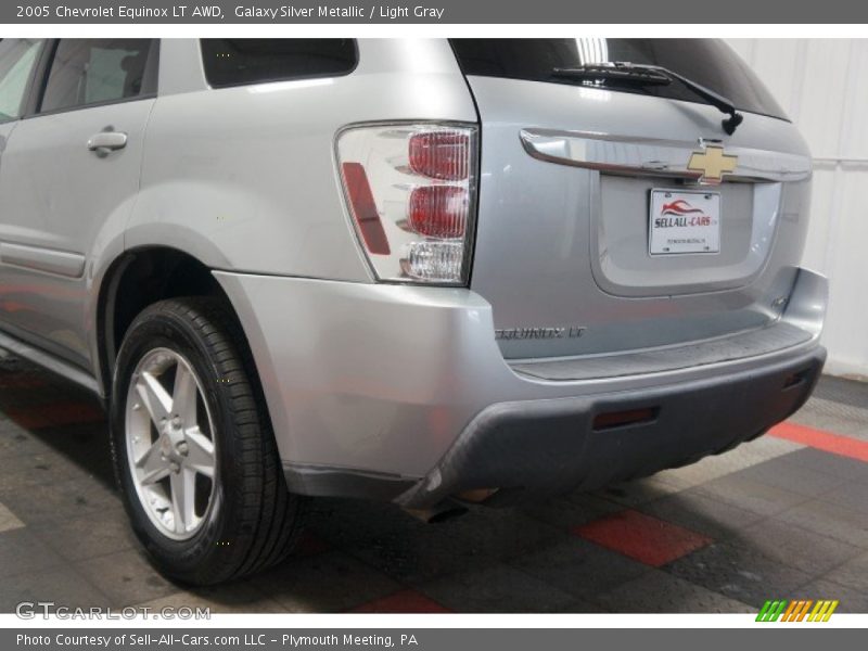 Galaxy Silver Metallic / Light Gray 2005 Chevrolet Equinox LT AWD