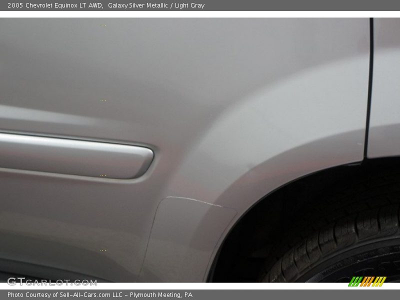 Galaxy Silver Metallic / Light Gray 2005 Chevrolet Equinox LT AWD