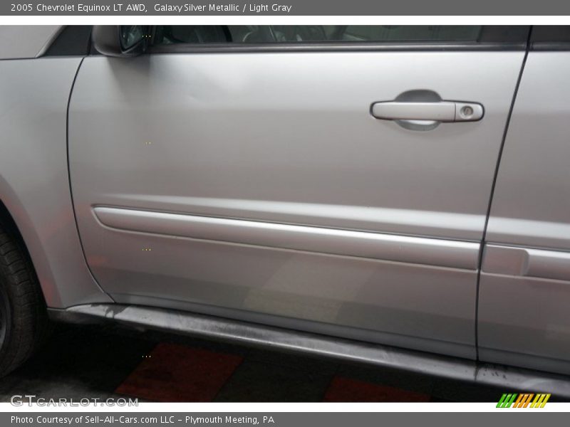Galaxy Silver Metallic / Light Gray 2005 Chevrolet Equinox LT AWD