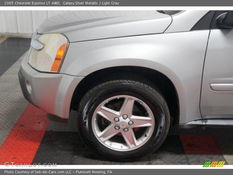 Galaxy Silver Metallic / Light Gray 2005 Chevrolet Equinox LT AWD