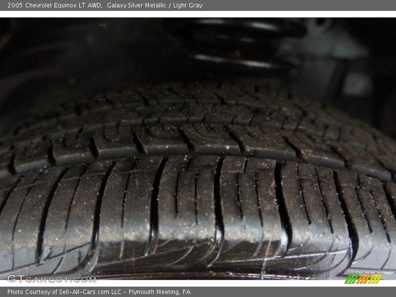 Galaxy Silver Metallic / Light Gray 2005 Chevrolet Equinox LT AWD
