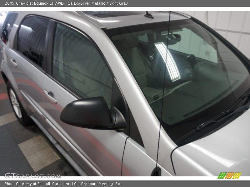 Galaxy Silver Metallic / Light Gray 2005 Chevrolet Equinox LT AWD