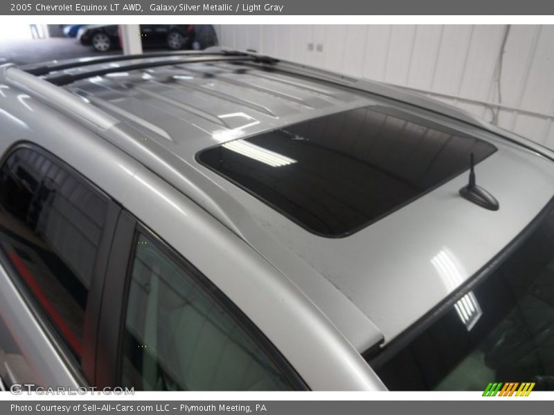 Galaxy Silver Metallic / Light Gray 2005 Chevrolet Equinox LT AWD