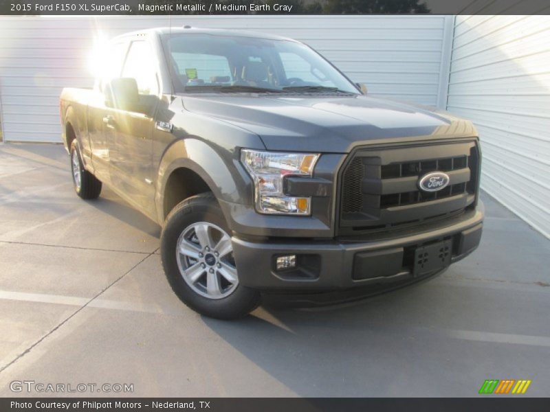 Magnetic Metallic / Medium Earth Gray 2015 Ford F150 XL SuperCab