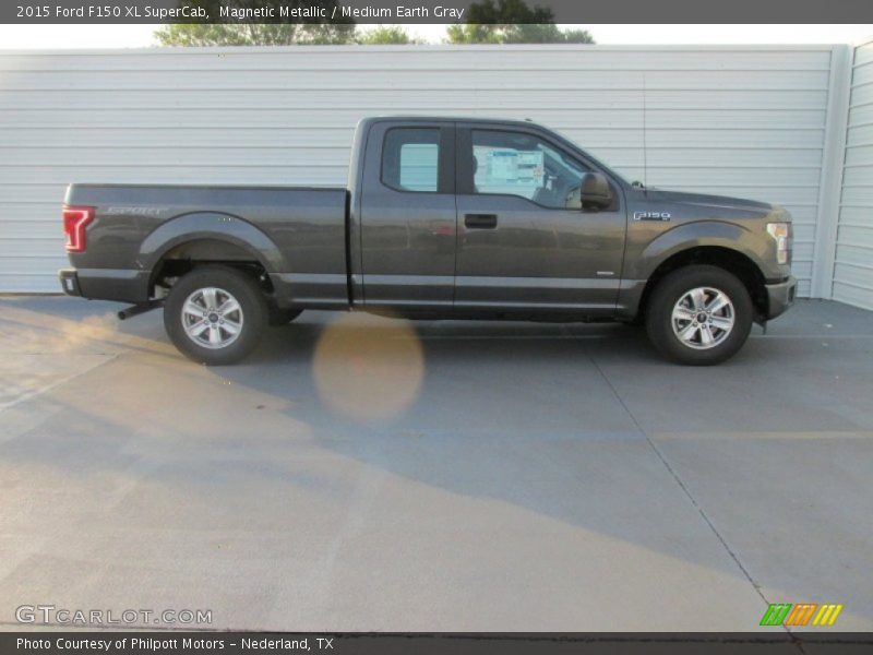 Magnetic Metallic / Medium Earth Gray 2015 Ford F150 XL SuperCab