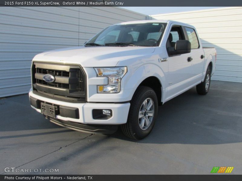 Oxford White / Medium Earth Gray 2015 Ford F150 XL SuperCrew