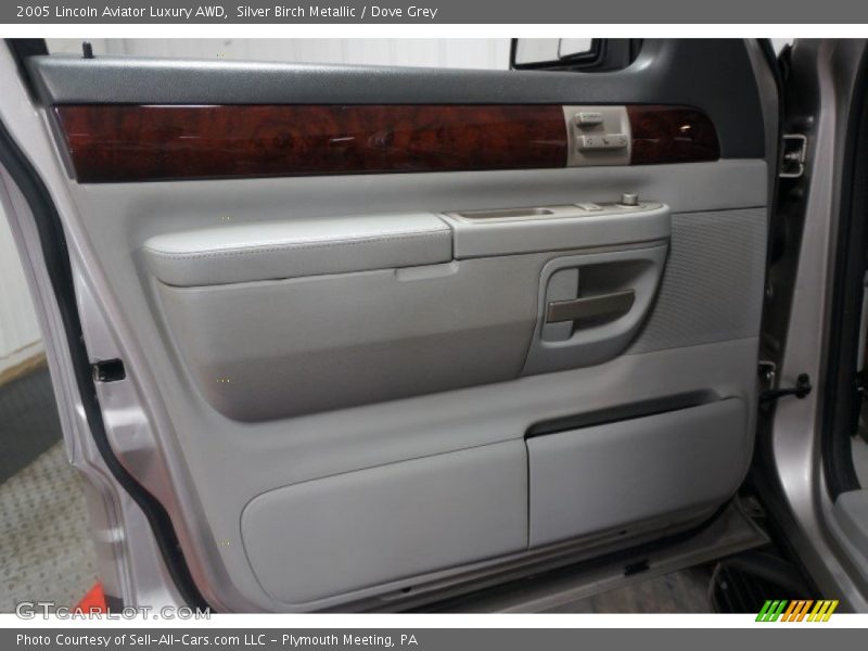 Silver Birch Metallic / Dove Grey 2005 Lincoln Aviator Luxury AWD