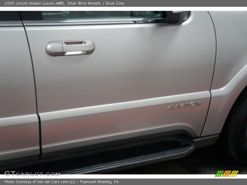 Silver Birch Metallic / Dove Grey 2005 Lincoln Aviator Luxury AWD