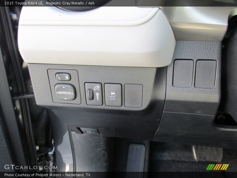 Magnetic Gray Metallic / Ash 2015 Toyota RAV4 LE