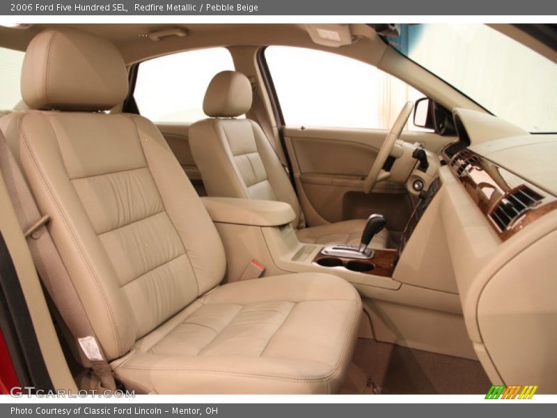 Front Seat of 2006 Five Hundred SEL