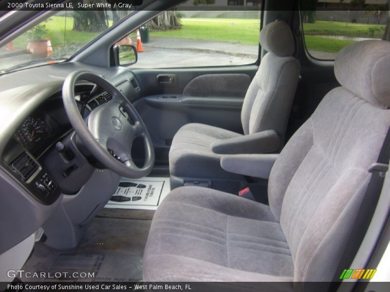  2000 Sienna LE Gray Interior