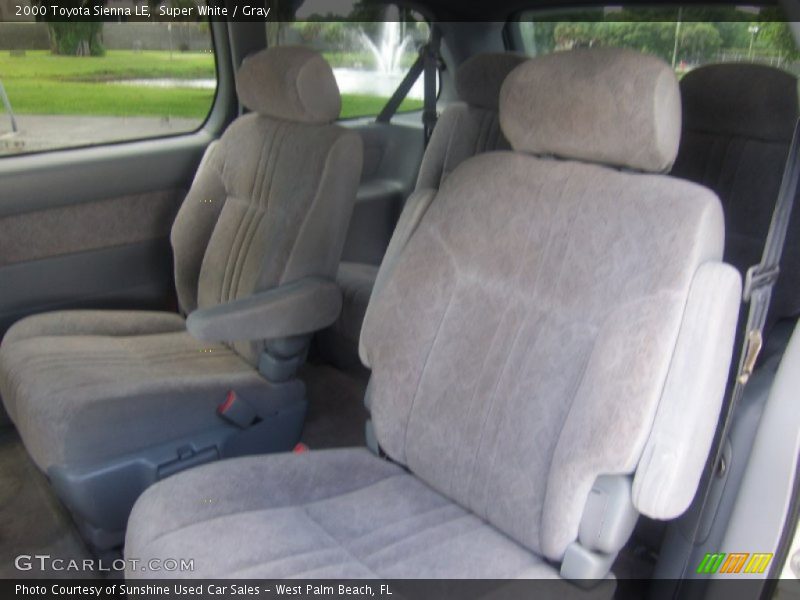 Super White / Gray 2000 Toyota Sienna LE