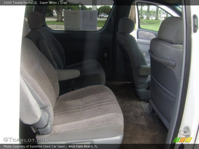 Super White / Gray 2000 Toyota Sienna LE