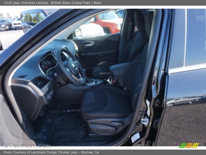 Brilliant Black Crystal Pearl / Black 2016 Jeep Cherokee Latitude