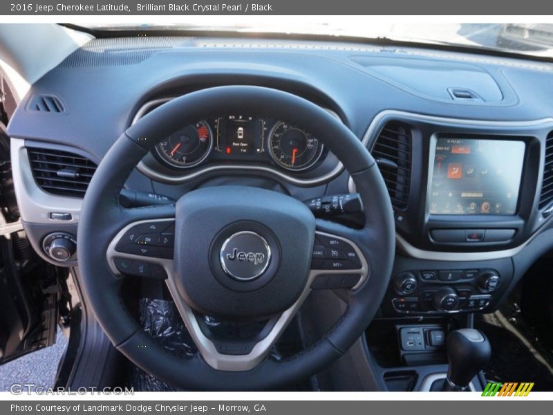 Brilliant Black Crystal Pearl / Black 2016 Jeep Cherokee Latitude