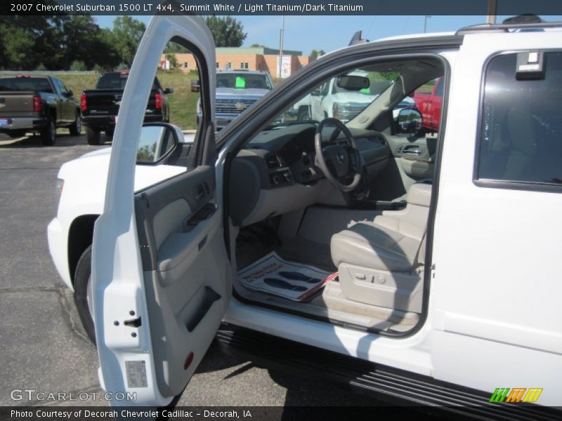 Summit White / Light Titanium/Dark Titanium 2007 Chevrolet Suburban 1500 LT 4x4