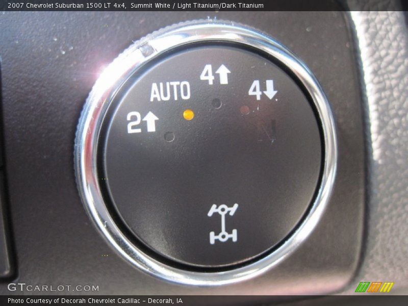 Summit White / Light Titanium/Dark Titanium 2007 Chevrolet Suburban 1500 LT 4x4