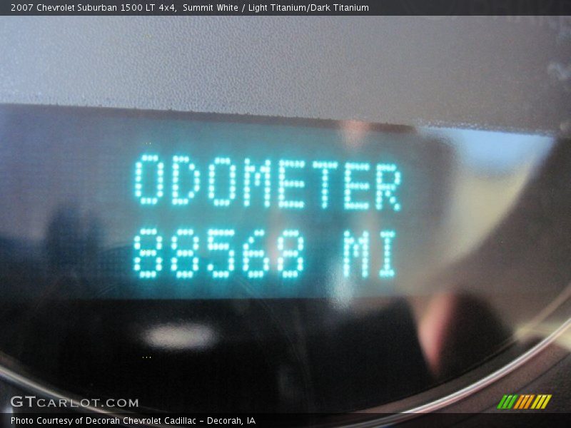 Summit White / Light Titanium/Dark Titanium 2007 Chevrolet Suburban 1500 LT 4x4