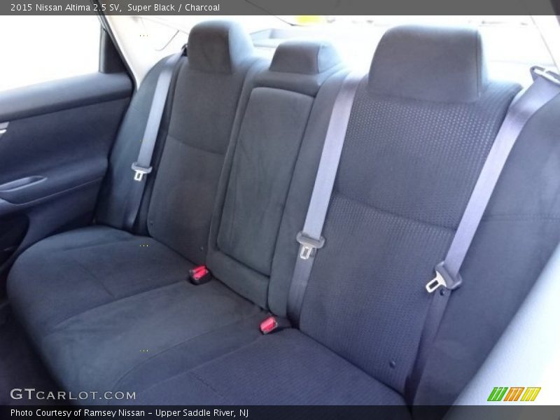 Super Black / Charcoal 2015 Nissan Altima 2.5 SV