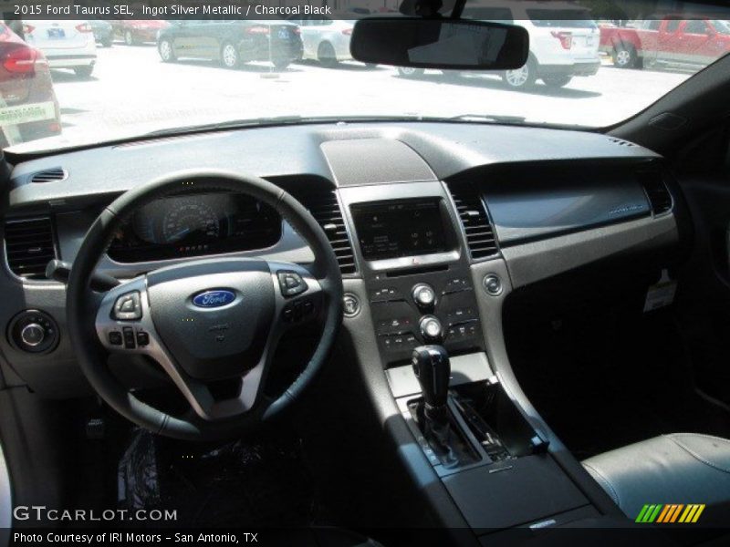 Ingot Silver Metallic / Charcoal Black 2015 Ford Taurus SEL
