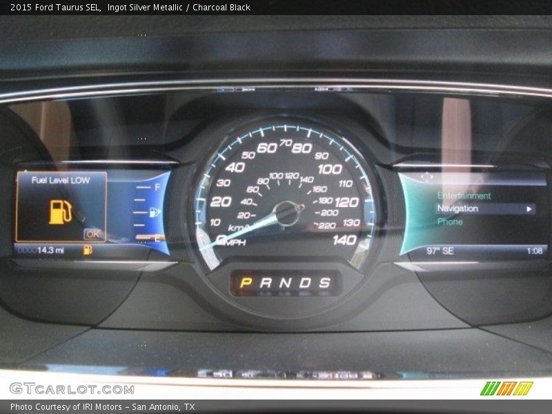 Ingot Silver Metallic / Charcoal Black 2015 Ford Taurus SEL