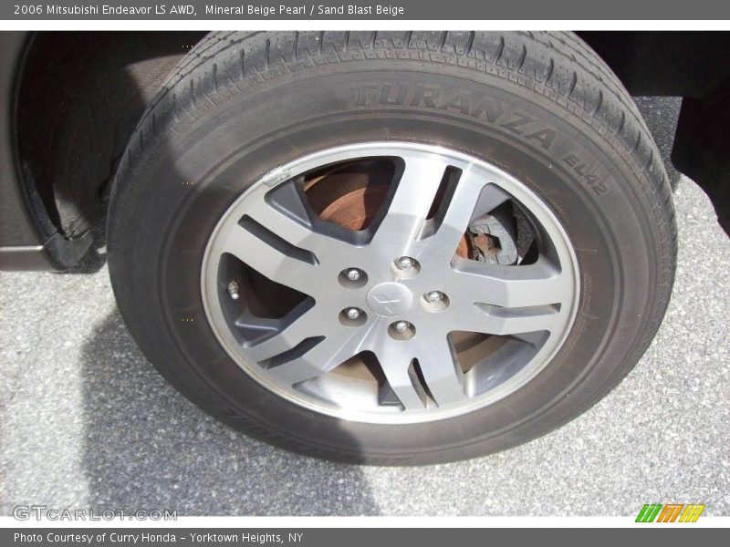 Mineral Beige Pearl / Sand Blast Beige 2006 Mitsubishi Endeavor LS AWD
