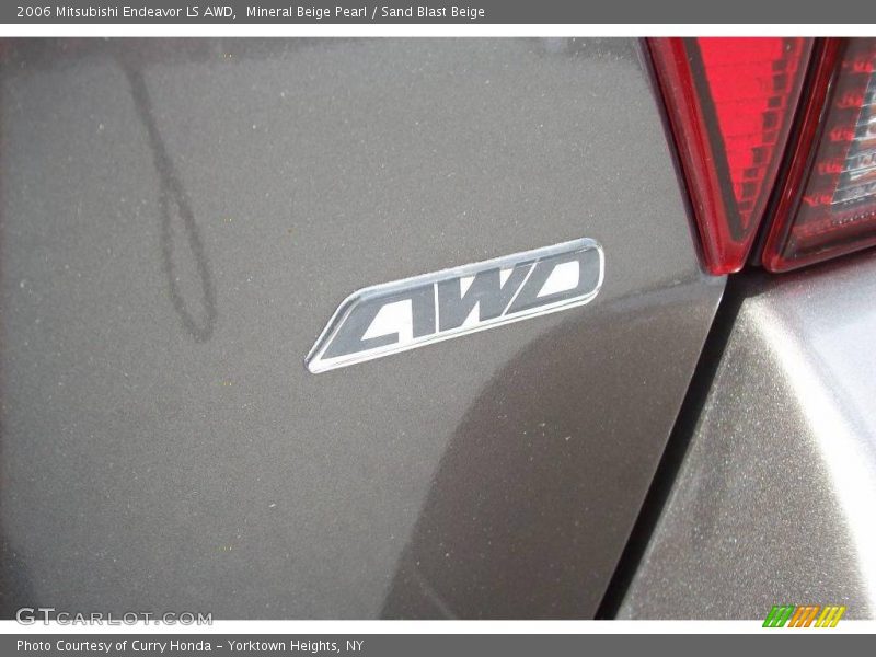 Mineral Beige Pearl / Sand Blast Beige 2006 Mitsubishi Endeavor LS AWD