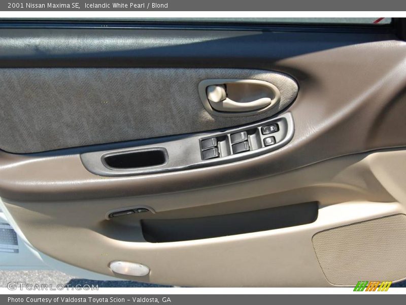 Icelandic White Pearl / Blond 2001 Nissan Maxima SE