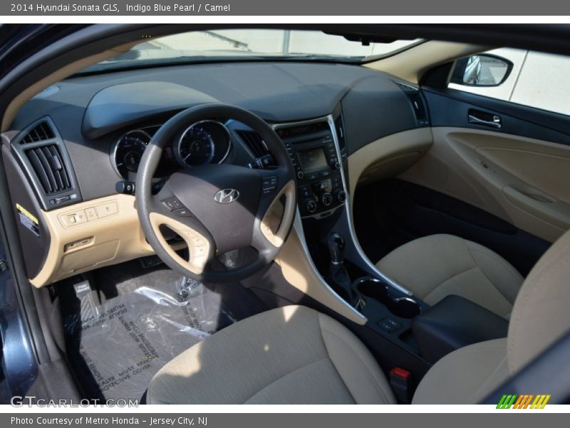 Indigo Blue Pearl / Camel 2014 Hyundai Sonata GLS