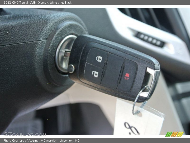 Olympic White / Jet Black 2012 GMC Terrain SLE