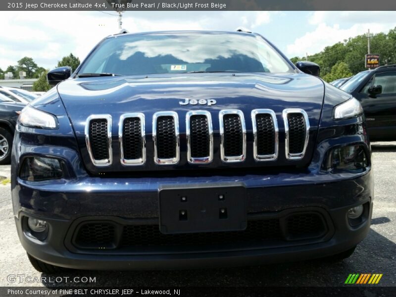 True Blue Pearl / Black/Light Frost Beige 2015 Jeep Cherokee Latitude 4x4