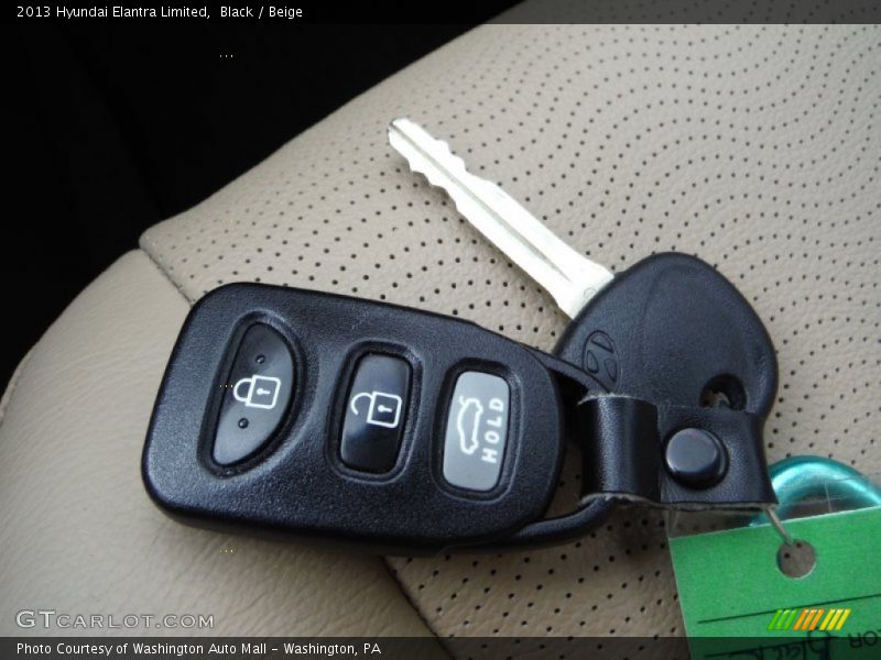 Black / Beige 2013 Hyundai Elantra Limited