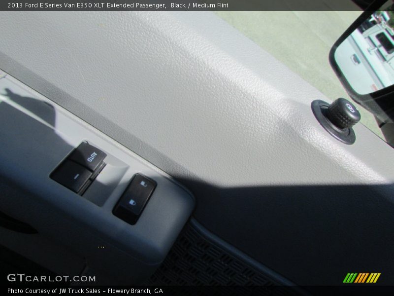 Black / Medium Flint 2013 Ford E Series Van E350 XLT Extended Passenger