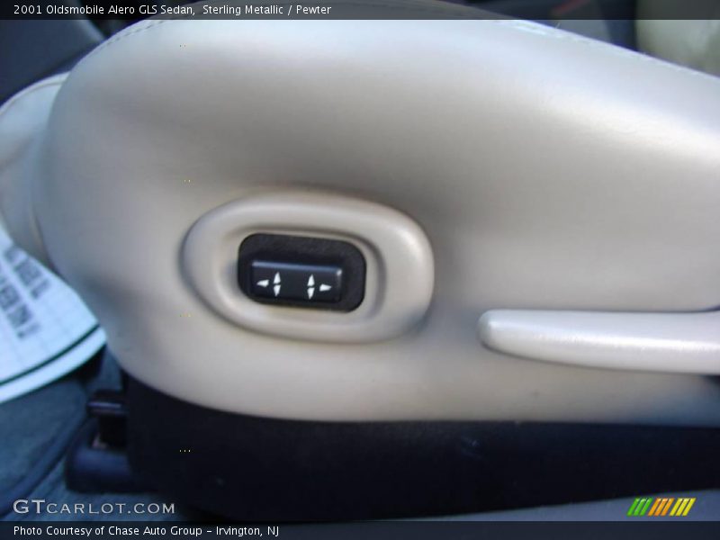 Sterling Metallic / Pewter 2001 Oldsmobile Alero GLS Sedan