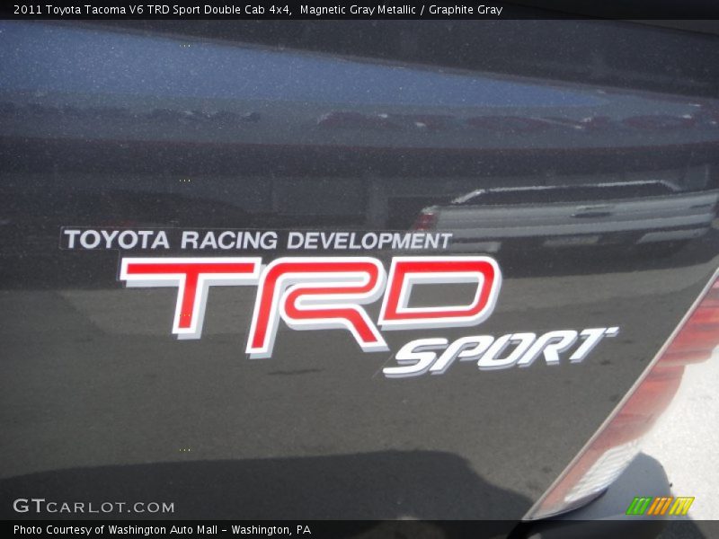 Magnetic Gray Metallic / Graphite Gray 2011 Toyota Tacoma V6 TRD Sport Double Cab 4x4