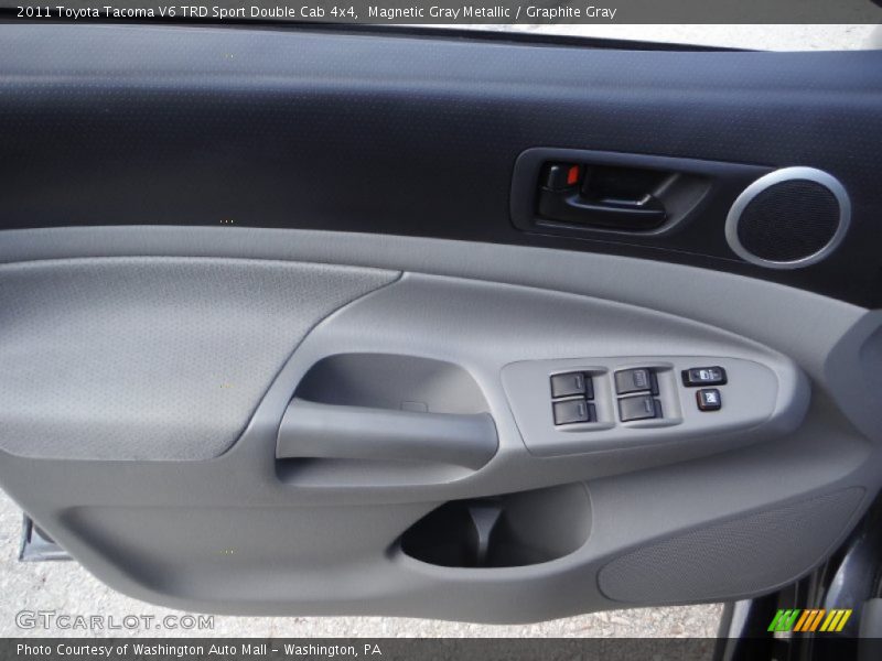 Magnetic Gray Metallic / Graphite Gray 2011 Toyota Tacoma V6 TRD Sport Double Cab 4x4