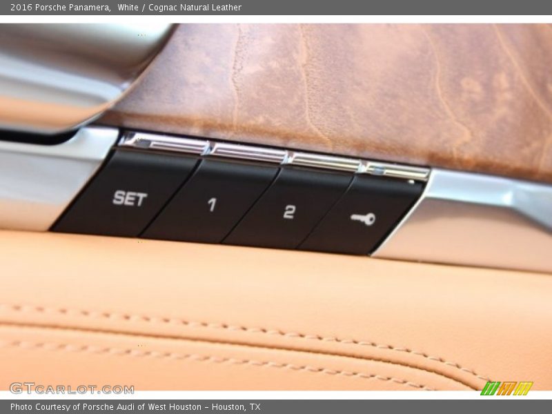 Controls of 2016 Panamera 