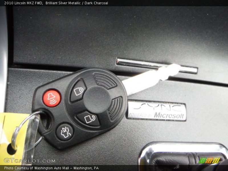 Brilliant Silver Metallic / Dark Charcoal 2010 Lincoln MKZ FWD